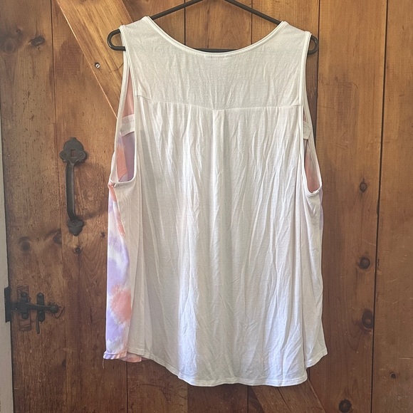 3/$20 bundle deal!!!!!! Candie's Pink and Purple Tie-Dye Tank Top - Picture 3 of 4